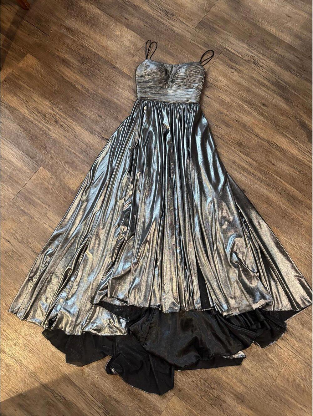 Sherri Hill Silver Black Metallic Long Formal Full Skirt Prom Dress Sz 8 Lace Up
